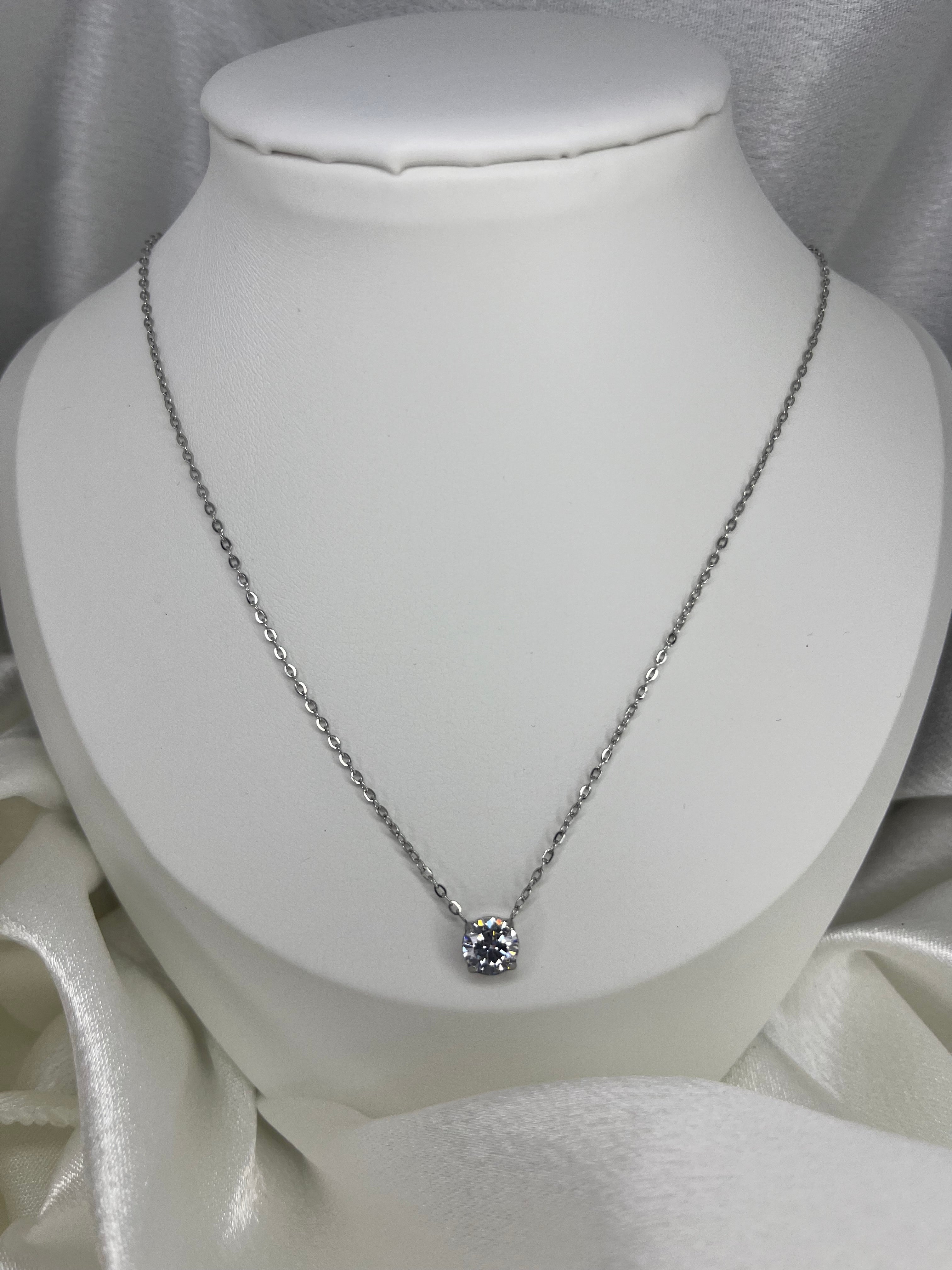 Collier Alli